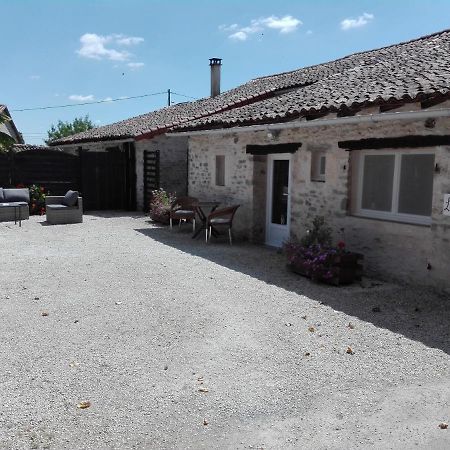 Les Rosiers Villa Chaunay Eksteriør billede